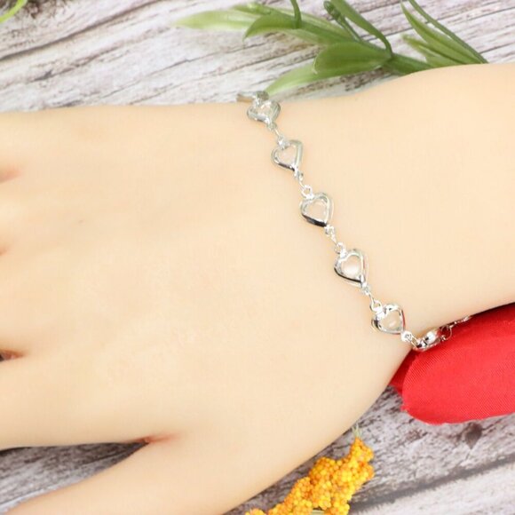 Trendy Bracelet for Girls & Women – Cute, Adjustable & Gift-Ready | MLCRC2040 - Picture 2 of 10